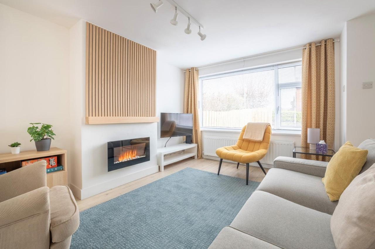 Elegant Home Mod Kitchen, Fast Wi-Fi, Free Parking Carrickfergus Exterior foto